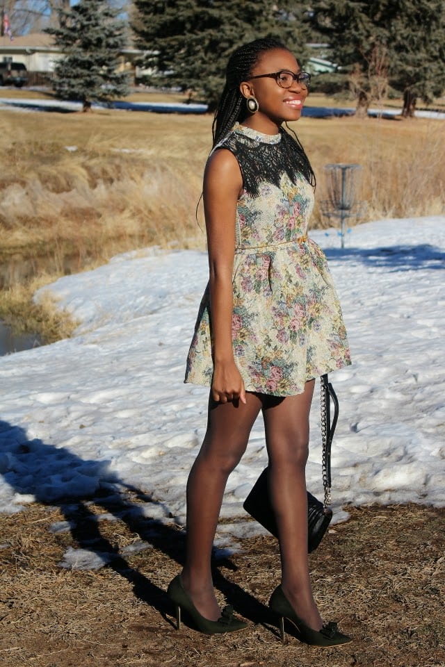 Wyoming Fashion: Vintage inspired full flare jacquard dress worn with a pair of modern trendy bow stiletto heels.