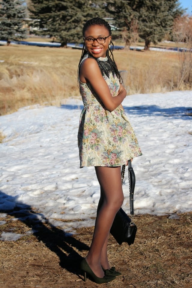 Wyoming Fashion: Vintage inspired full flare jacquard dress worn with a pair of modern trendy bow stiletto heels.