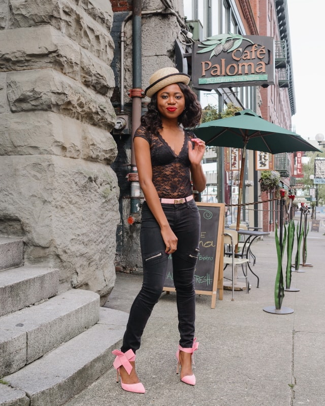 Happily Black with a touch of Pantone's 2016 color, Rose Quartz. Stun others in this backless lace bodysuit, paired with black skinny jeans, a pair of trendy bow pumps and embellished bow belt. Topped up with a straw bowler hat. Chic is an understatement. Click for more!