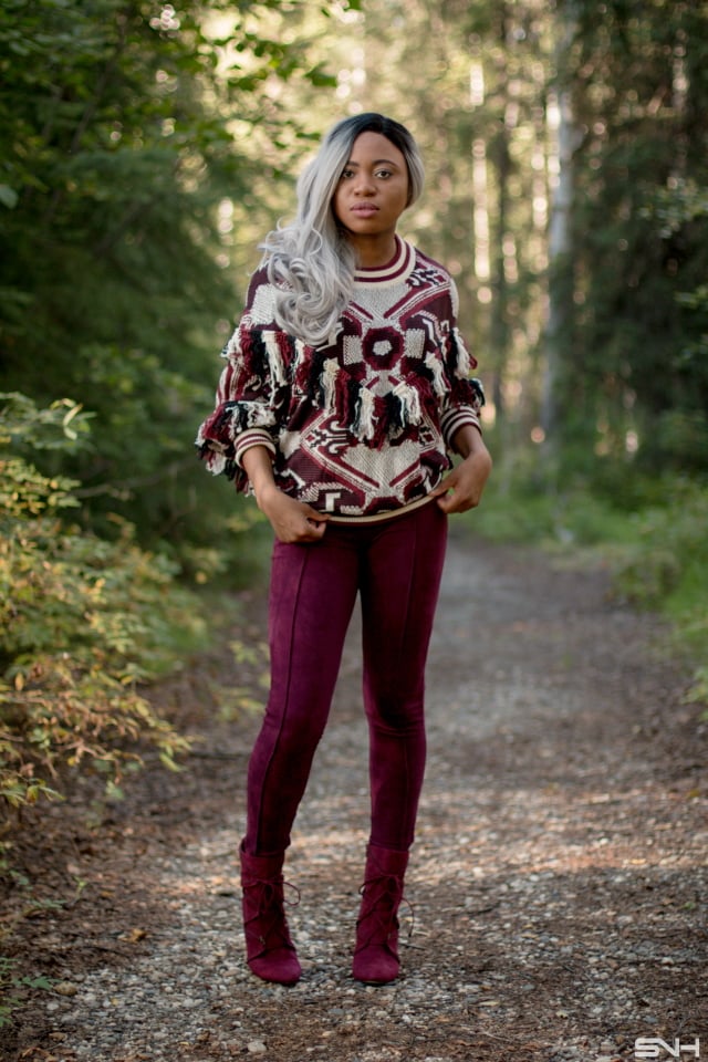 Wine/burgundy is a hot color this fall and winter. Check out these fashion bloggers wine outfit inspiration. 