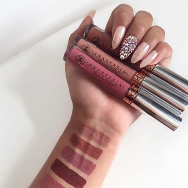 Top 10 Best Long-Lasting Liquid Lipsticks | Tired of lip stains that don’t last all day? Check out this post to learn more about the top 10 best lip stains that are smudge-free, intensely saturated and that last all day. Click for more!
