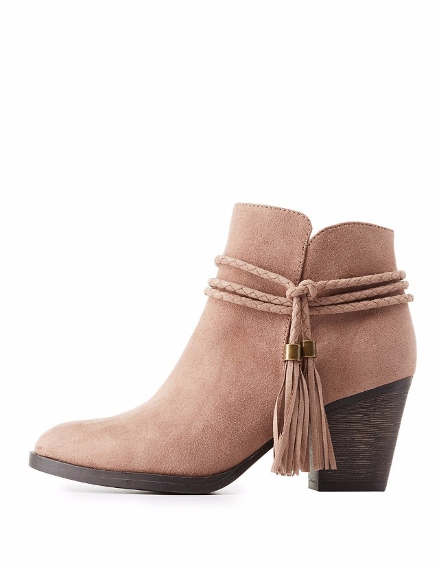 50 Trendy Fall Booties under $50 | Searching for cute, trendy and affordable ankle booties for fall? Find the most stylish fall boots from cutout booties and tie-up booties, to classic stacked heels bootie, Western boots, and wedges from some of the best known fast fashion brands. All of these amazing styles in one place (+ where to get them). Click to see all!