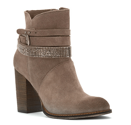 50 Trendy Fall Booties under $50 | Searching for cute, trendy and affordable ankle booties for fall? Find the most stylish fall boots from cutout booties and tie-up booties, to classic stacked heels bootie, Western boots, and wedges from some of the best known fast fashion brands. All of these amazing styles in one place (+ where to get them). Click to see all!