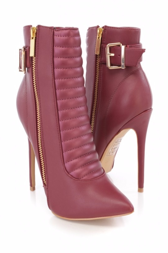 50 Trendy Fall Booties under $50 | Searching for cute, trendy and affordable ankle booties for fall? Find the most stylish fall boots from cutout booties and tie-up booties, to classic stacked heels bootie, Western boots, and wedges from some of the best known fast fashion brands. All of these amazing styles in one place (+ where to get them). Click to see all!