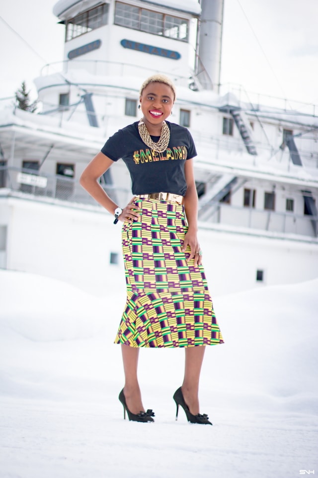 Finally found the perfect African print fashion. Simple, chic, vibrant and bold. This Kente mermaid pencil skirt has my name written on it. The stretchy, no-show new fabric used by this African print designer allows it conform to my curve. African print styles are definitely becoming popular in mainstream fashion and media. Love how she kept the look simple with that #melanin tee. #ankara #africanprint #ankarafashion #nigerian