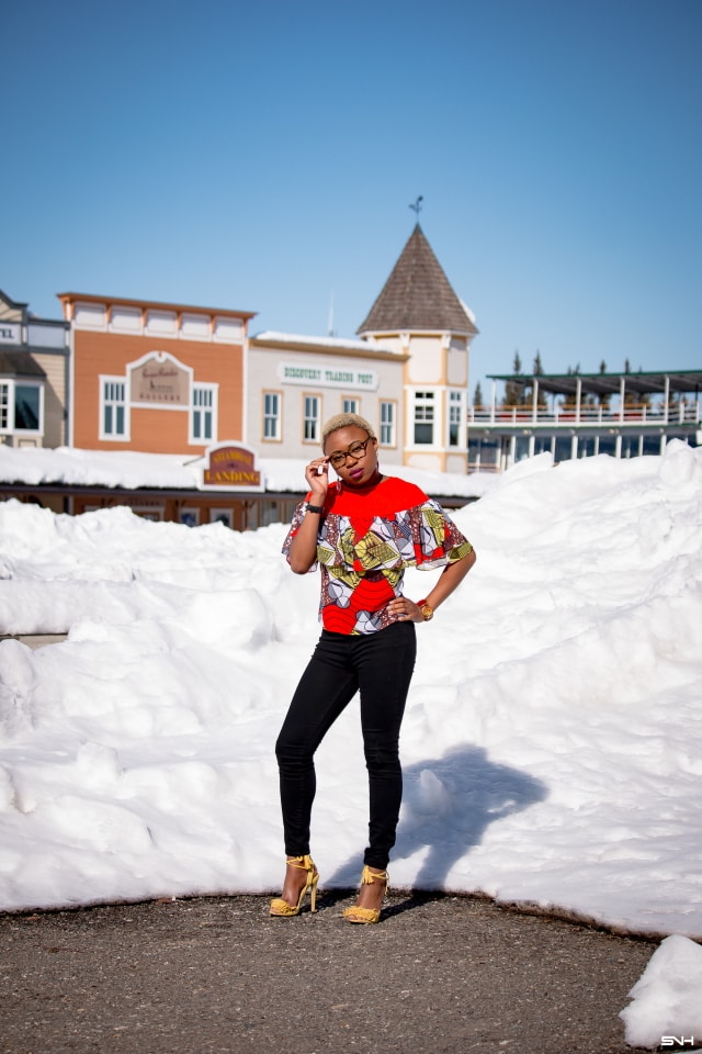 Just when you thought you knew everything about African print fabric, you discover this stylish ankara chiffon blouse! The lightweight layered ruffles with a linen upper makes this blouse the ultimate summer must-have African top. Beautifully paired with a fitted skinny jeans and trending tie-up tassel sandals. I just can't get enough! #ankara #africanprint #ankarafashion #nigerian Dashiki, African print dress, African fashion, African women dresses, African prints, Nigerian style