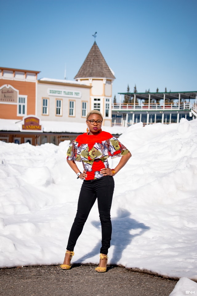 Just when you thought you knew everything about African print fabric, you discover this stylish ankara chiffon blouse! The lightweight layered ruffles with a linen upper makes this blouse the ultimate summer must-have African top. Beautifully paired with a fitted skinny jeans and trending tie-up tassel sandals. I just can't get enough! #ankara #africanprint #ankarafashion #nigerian Dashiki, African print dress, African fashion, African women dresses, African prints, Nigerian style