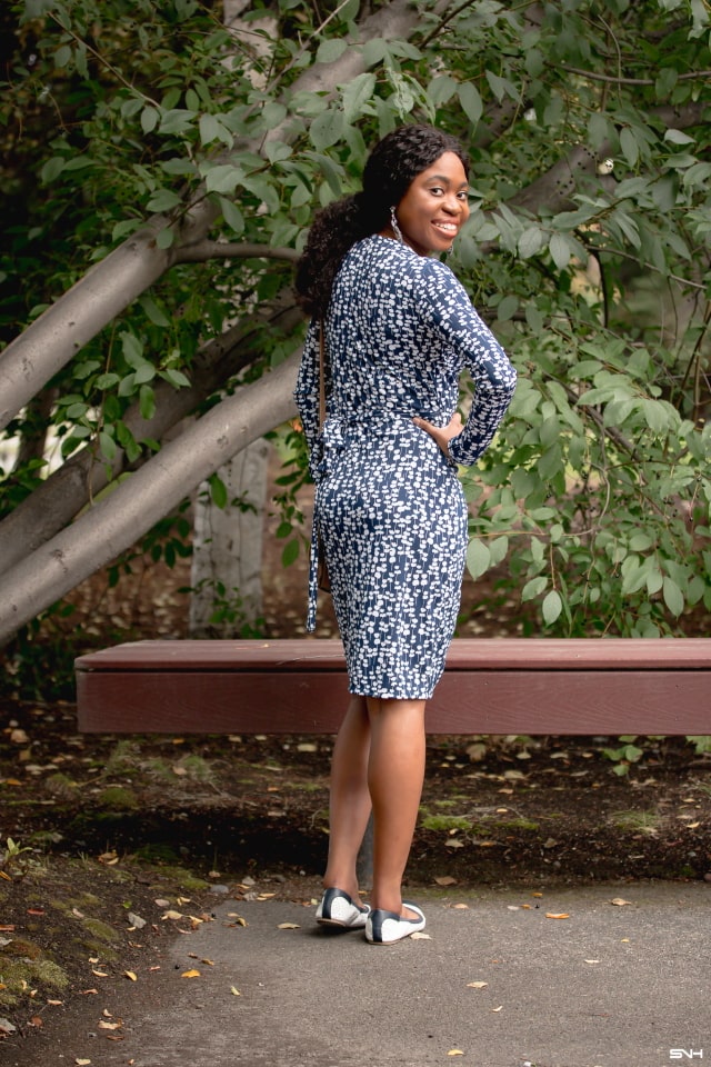 Styling this chic navy floral wrap dress in two simple ways today to show you how to get the most out of your wardrobe. Everyday style for women! Alaska fashion blogger, faux wrap dress, Amazon wrap dress, fall fashion, New Jersey fashion blogger, workwear, office style