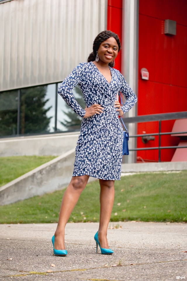 Styling this chic navy floral wrap dress in two simple ways today to show you how to get the most out of your wardrobe. Everyday style for women! Alaska fashion blogger, faux wrap dress, Amazon wrap dress, fall fashion, New Jersey fashion blogger, workwear, office style