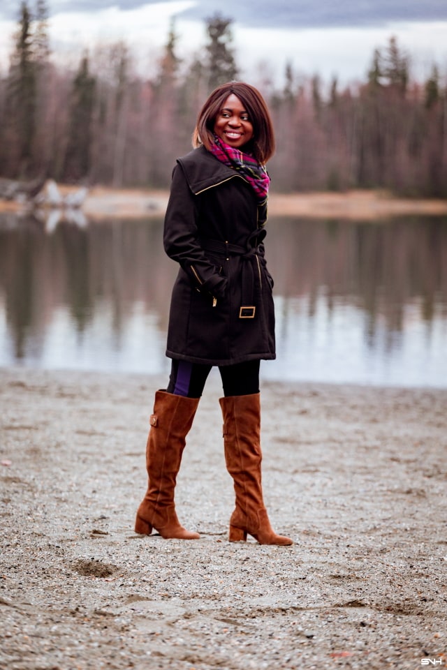 Stop scrolling! I found the best affordable over the knee boots for women and it’s available in both regular and wide width! And this pair of boots has the perfect block heel that makes it a great transitional OTK boots for summer to fall and fall to winter. Read to discover two unique ways to style this boots for fall and early winter. 