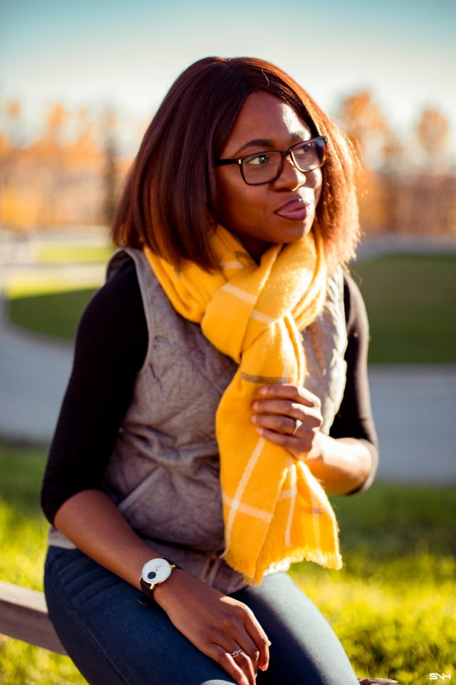 How to style a blanket scarf today. Discover the simplest ways to wear an oversized square scarf that anyone can pull off. PLUS a blanket scarf hack that ensures that your scarf has the perfect volume every single time.