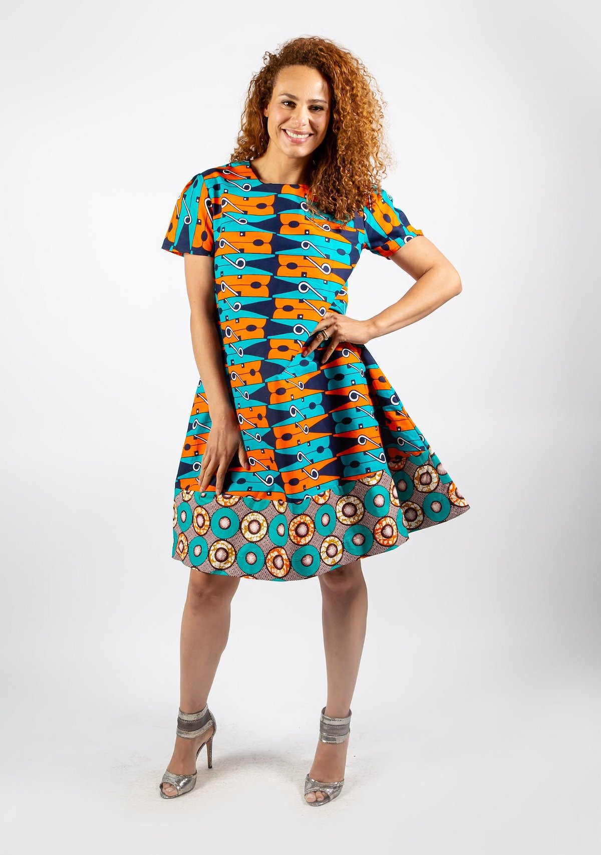 A roundup of the best African print dresses to add to your wardrobe this year. Wear these ankara dress styles to traditional weddings, prom dates, and religious ceremonies. Get details about each African attire to nail your African print fashion today. Click to see all! All about ankara Dutch wax, Kente, Kitenge, Dashiki. Africa fashion, African wear, African clothing. #africanprint #ankarastyles #africanfashion