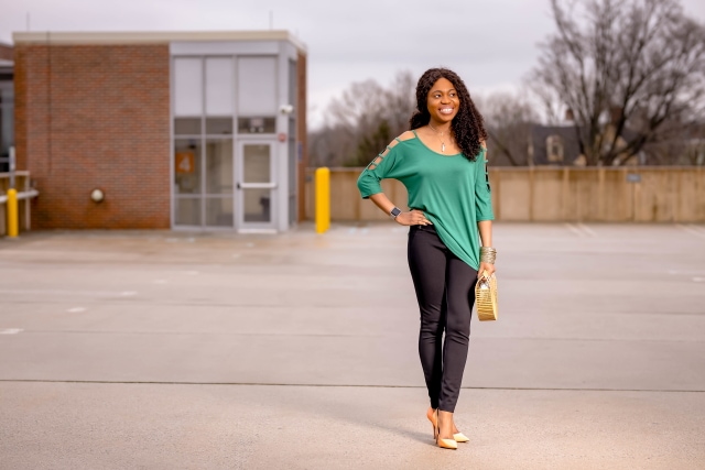 Looking for cute yet practical office outfits women? As a young professional, Louisa shares how to style a casual and stylish business look that’s a hit in price and quality. Her chic cutout blouse is under $16 and that black Betabrand pants is actually a yoga pant! Also included in this look are layered choker necklace, stackable bangles, no-buckle adjustable belt, and trending bamboo handbag. #workwear #officestyle #amazonfashion #amazonfinds