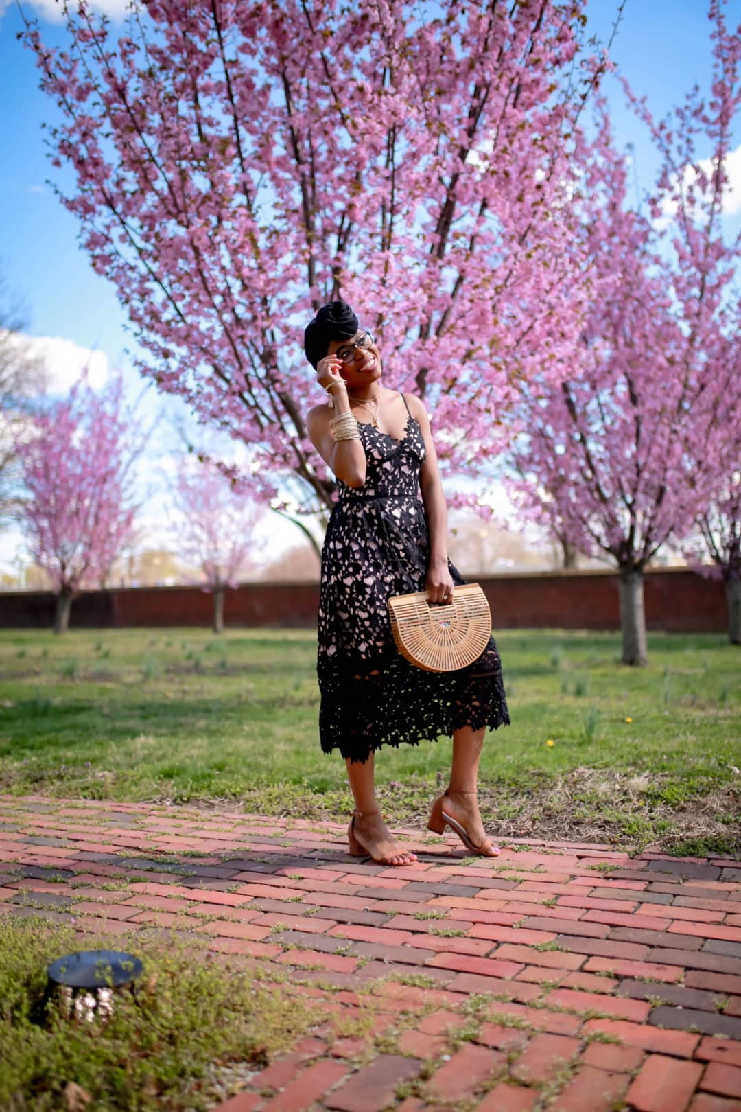 Chic Black Lace Midi Dress for Effortless Elegance