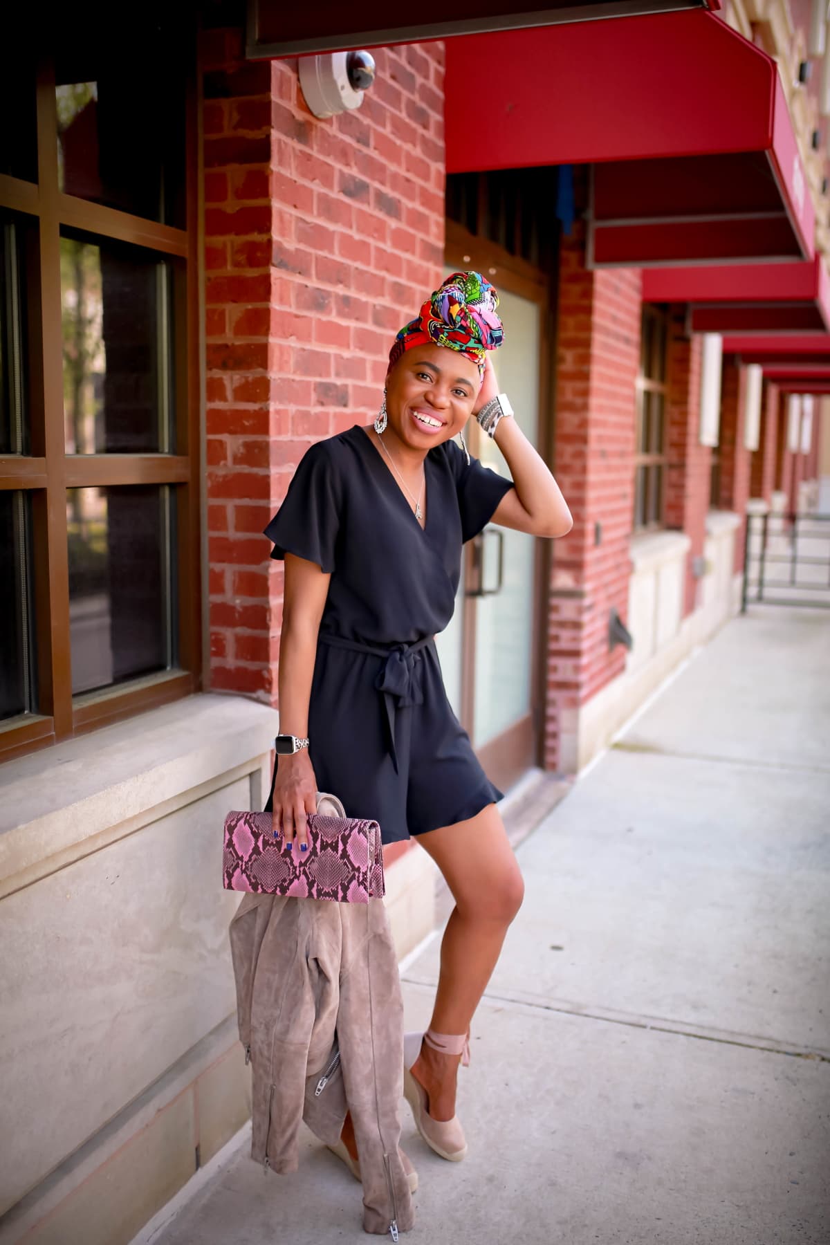 Fashion and style blogger, Louisa Moje shares three practical looks to wear this summer. IF you’ve always been at a loss on how to style a romper, read this post. Get three practical outfit ideas on how to style a black romper from work style, everyday casual, to date night look. #datenight #everydaystyle #casualstyle