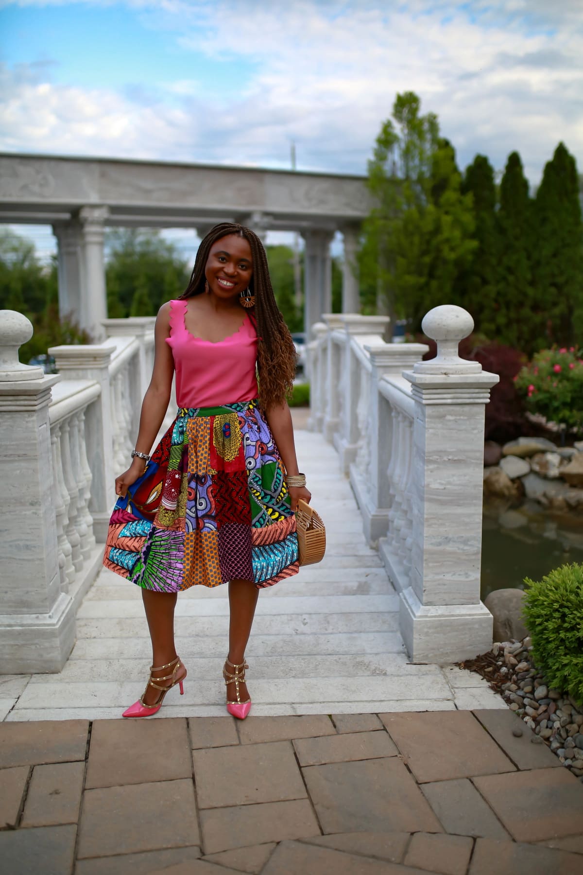 This is the only skirt you’ll want to wear this year. This Amazon ankara skirt definitely has me excited for all the fun ways I can restyle this one ankara piece for work, school, church, wedding.. You name it!