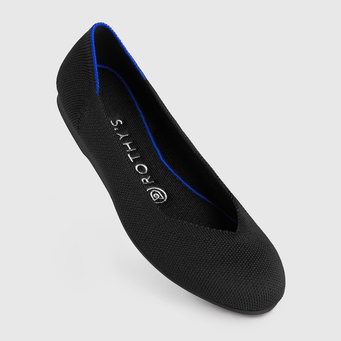 #balletflats #flatsandals Looking for super comfortable ballet flats with arch support that will not hurt your feet? Check out these Tieks alternatives.