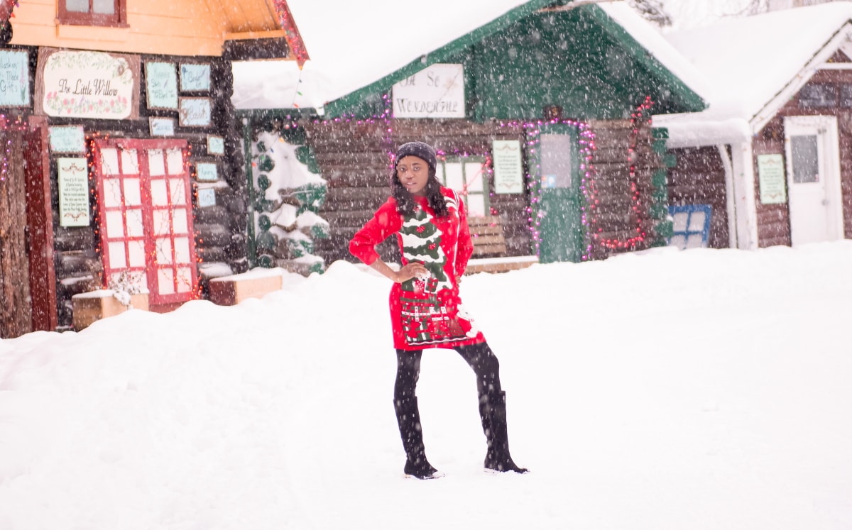 Looking for the best cutely ugly Xmas sweaters? Check out this roundup of the best sweater dresses to rock this year and beyond. #uglysweater #xmassweater #sweaterdress