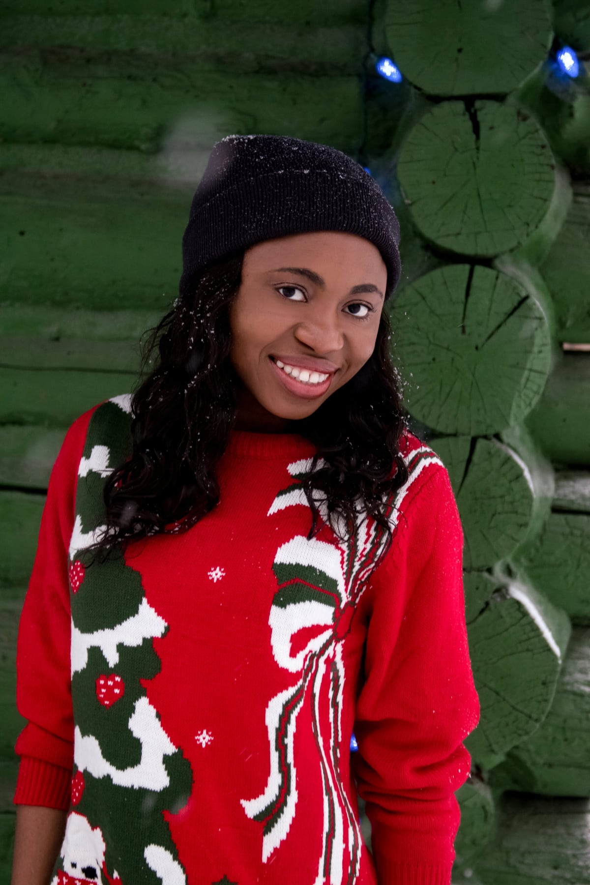 The ultimate roundup of the best Christmas sweater dresses under $40 to wear this year. Keep reading to discover the most-wanted styles of the season. #uglychristmassweater #xmassweater #sweaterdress