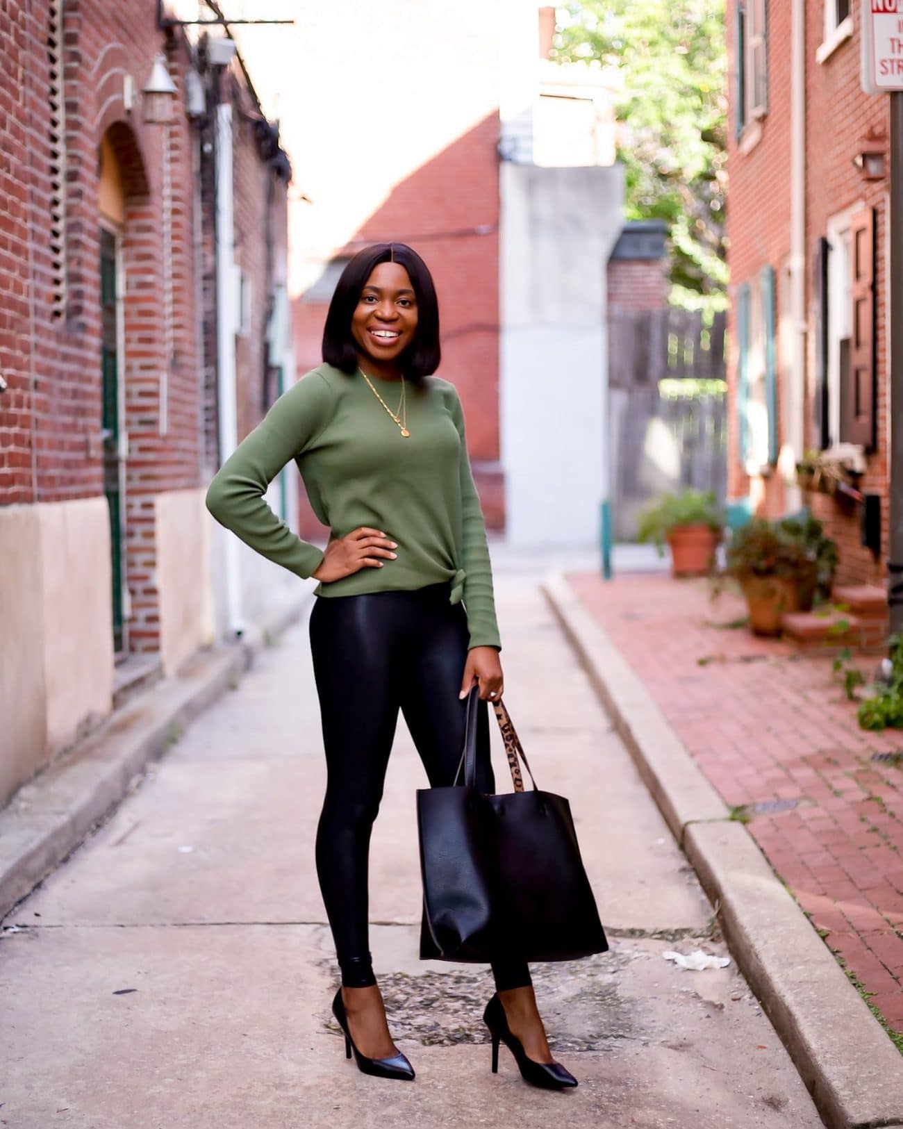 Black Quilted Jacket with Black Leather Leggings Outfits (5 ideas & outfits)  | Lookastic