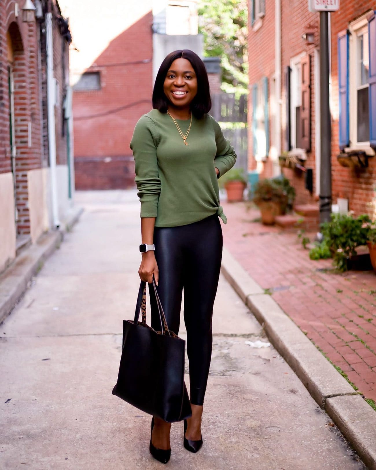 Tops To Wear With Pleather Leggings