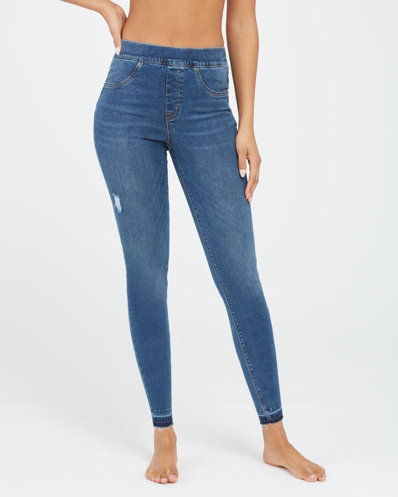 Spanx Distressed Ankle Skinny Jeans - Should you get Spanx leggings? Spanx leggings come in faux leather, velvet, camo and more. If you can only get one leggings, here's what I recommend.