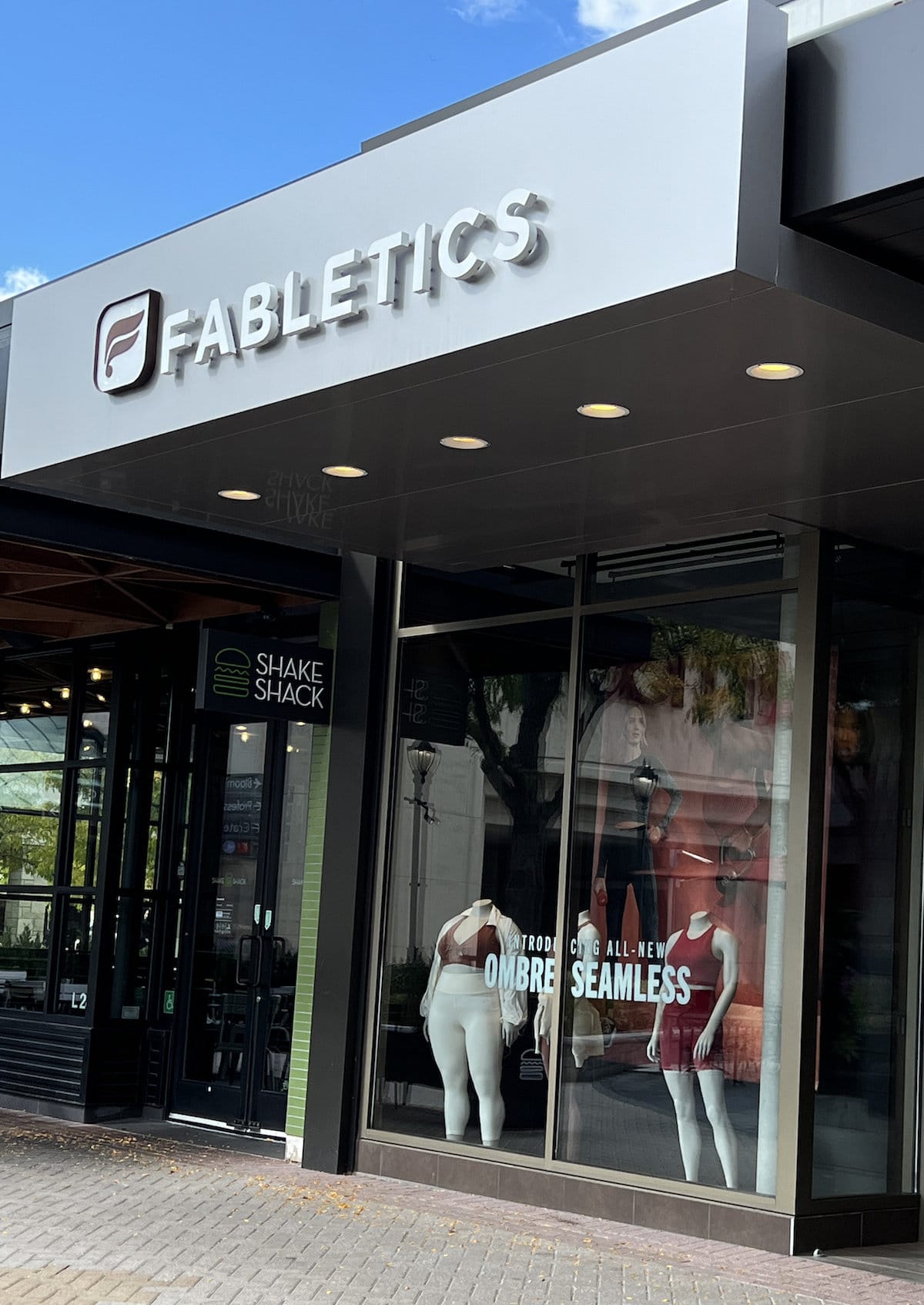 Why is Fabletics so Expensive? 7 Reasons You MUST Know!