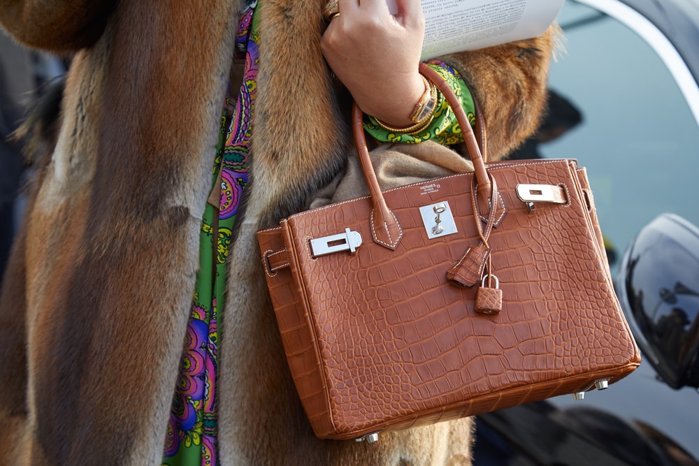 Navy Hermes for a chic look  Street style bags, Hermes bag birkin, Hermes  birkin