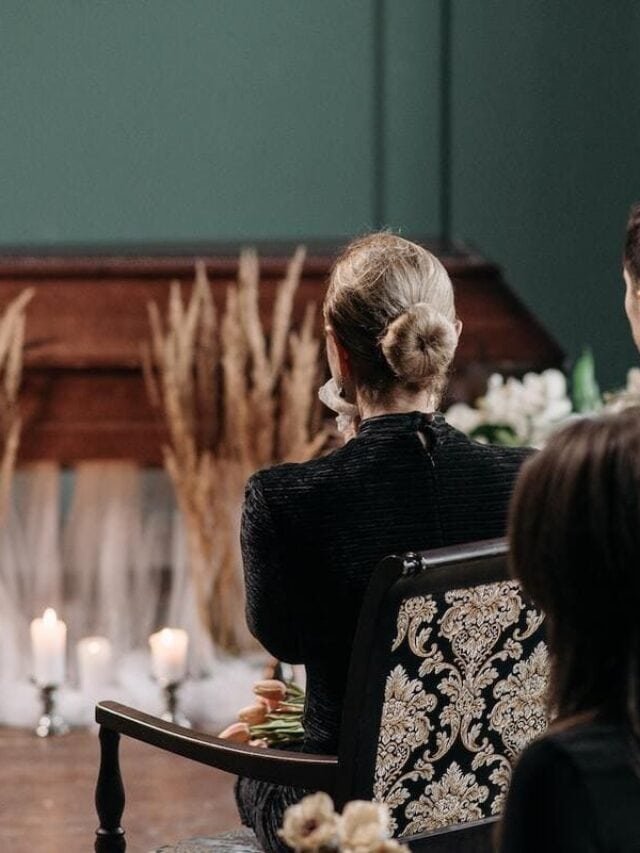 What to Wear to a Visitation or Funeral Story La Passion Voutee