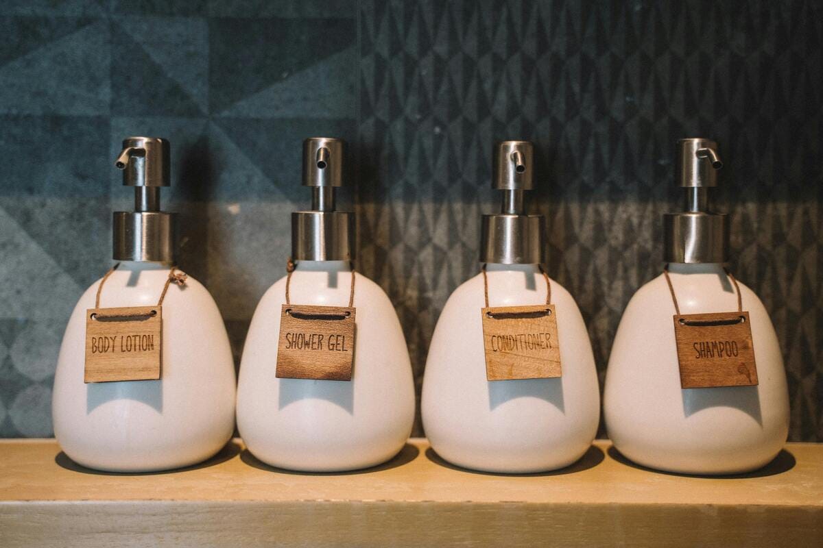 reusable shampoo and conditioner bottles