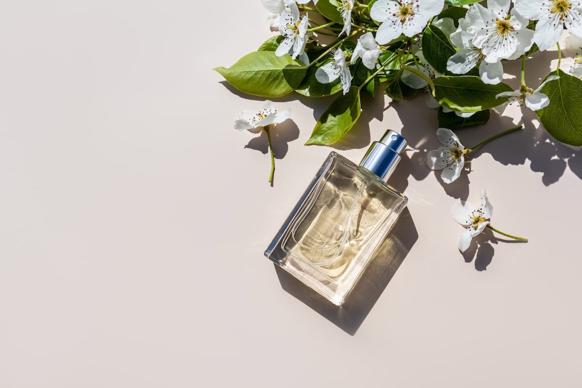 an elegant bottle of cosmetic spray or perfume on 2024 05 23 20 41 36 utc