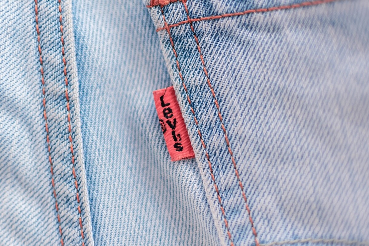 levis