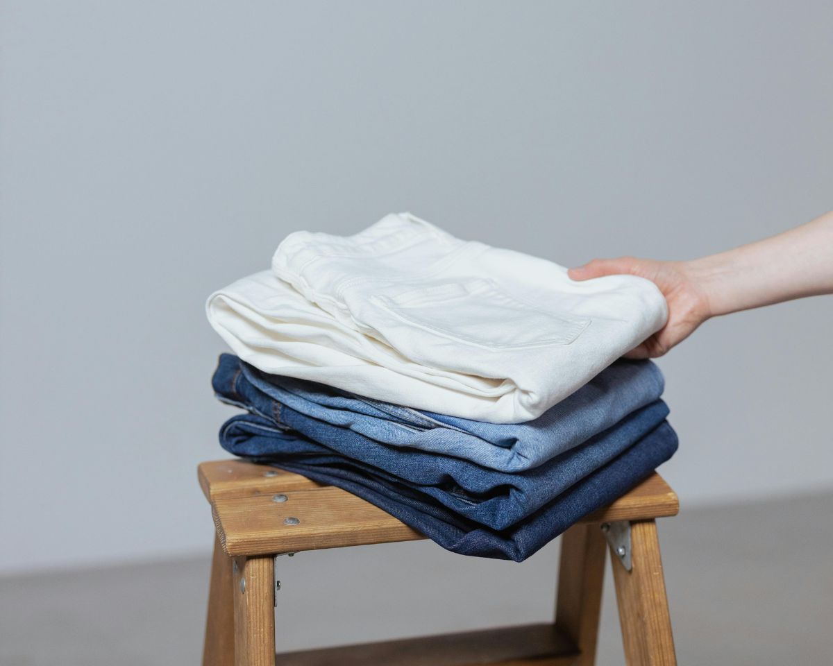 13 Tips to Organize Your Wardrobe and Rediscover Hidden Gems 9