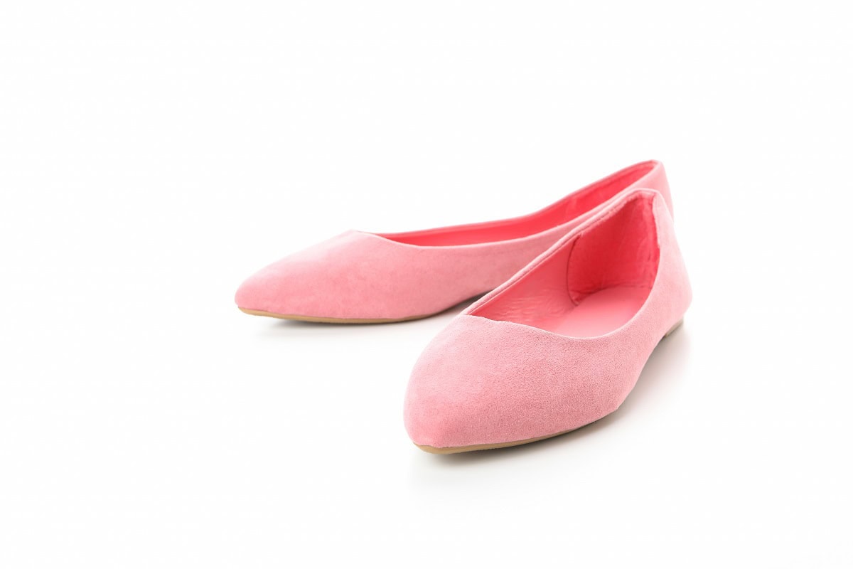 women s pink shoes on a white background 2024 11 14 01 34 00 utc