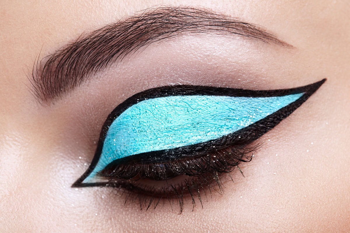 beautiful woman eye 2025 03 23 20 58 10 utc