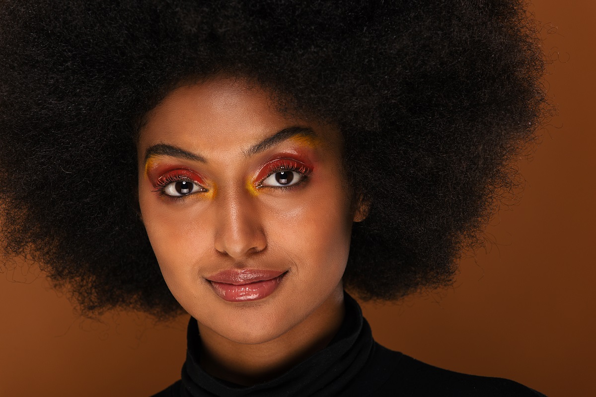 beautiful afro woman 2025 03 13 06 19 57 utc