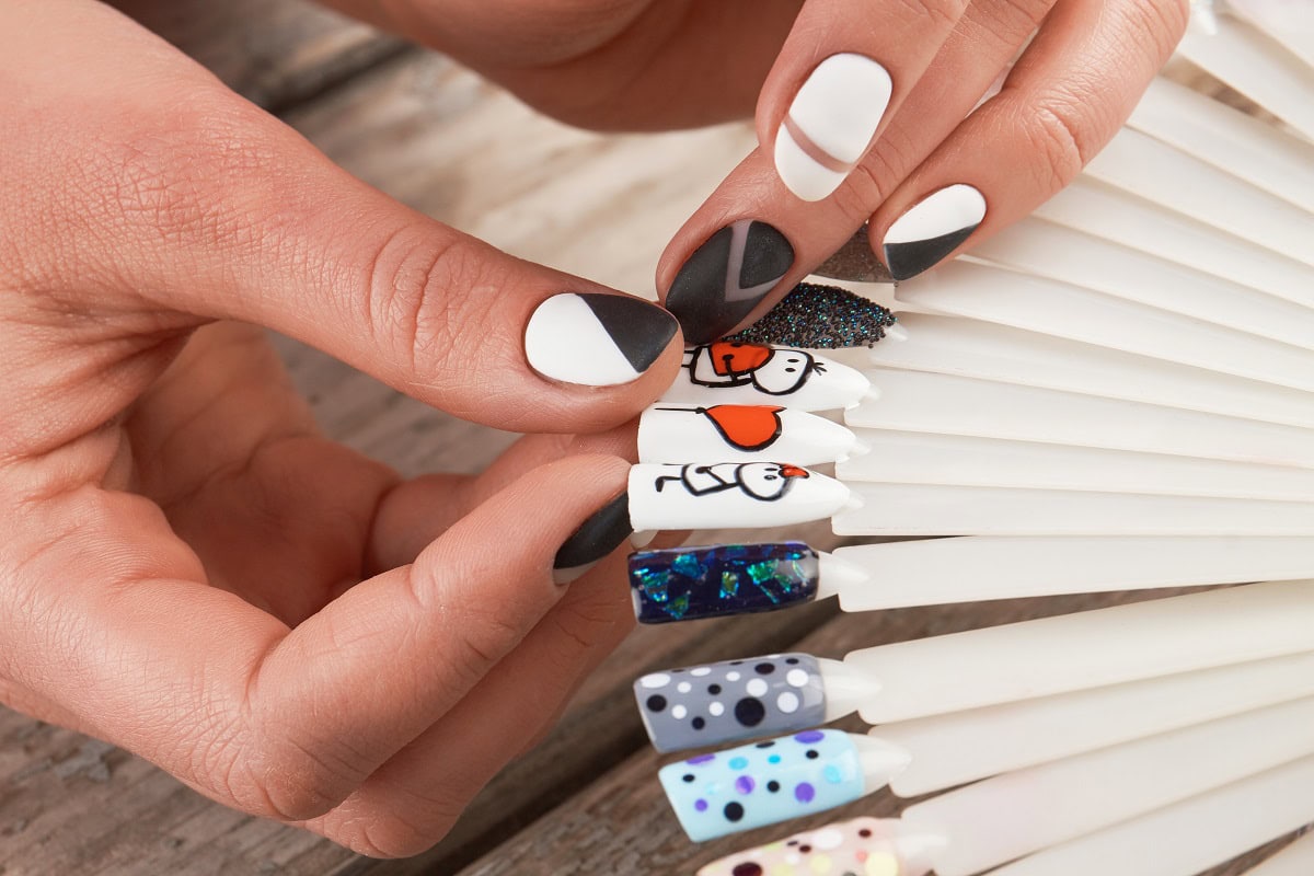 close up of female hands and nail art samples 2024 09 15 17 52 27 utc