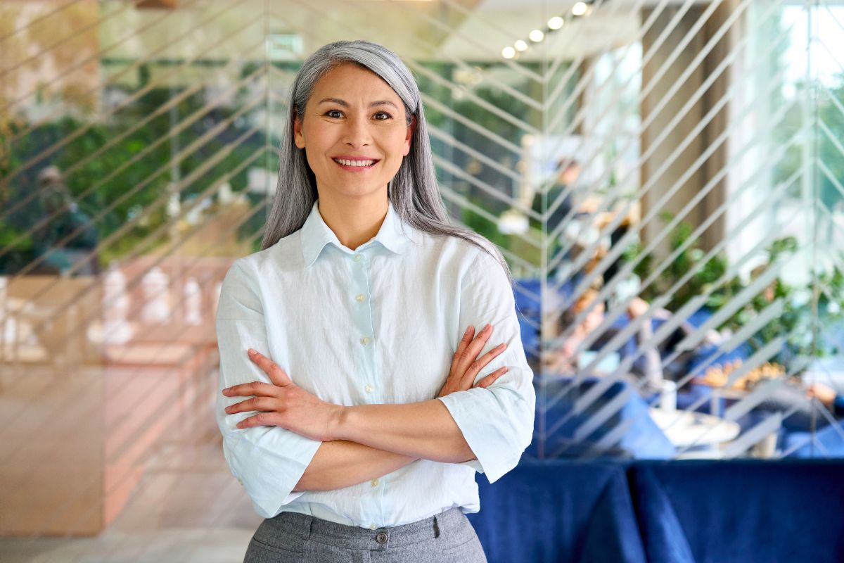 happy confident senior asian businesswoman standin 2025 02 11 16 23 42 utc