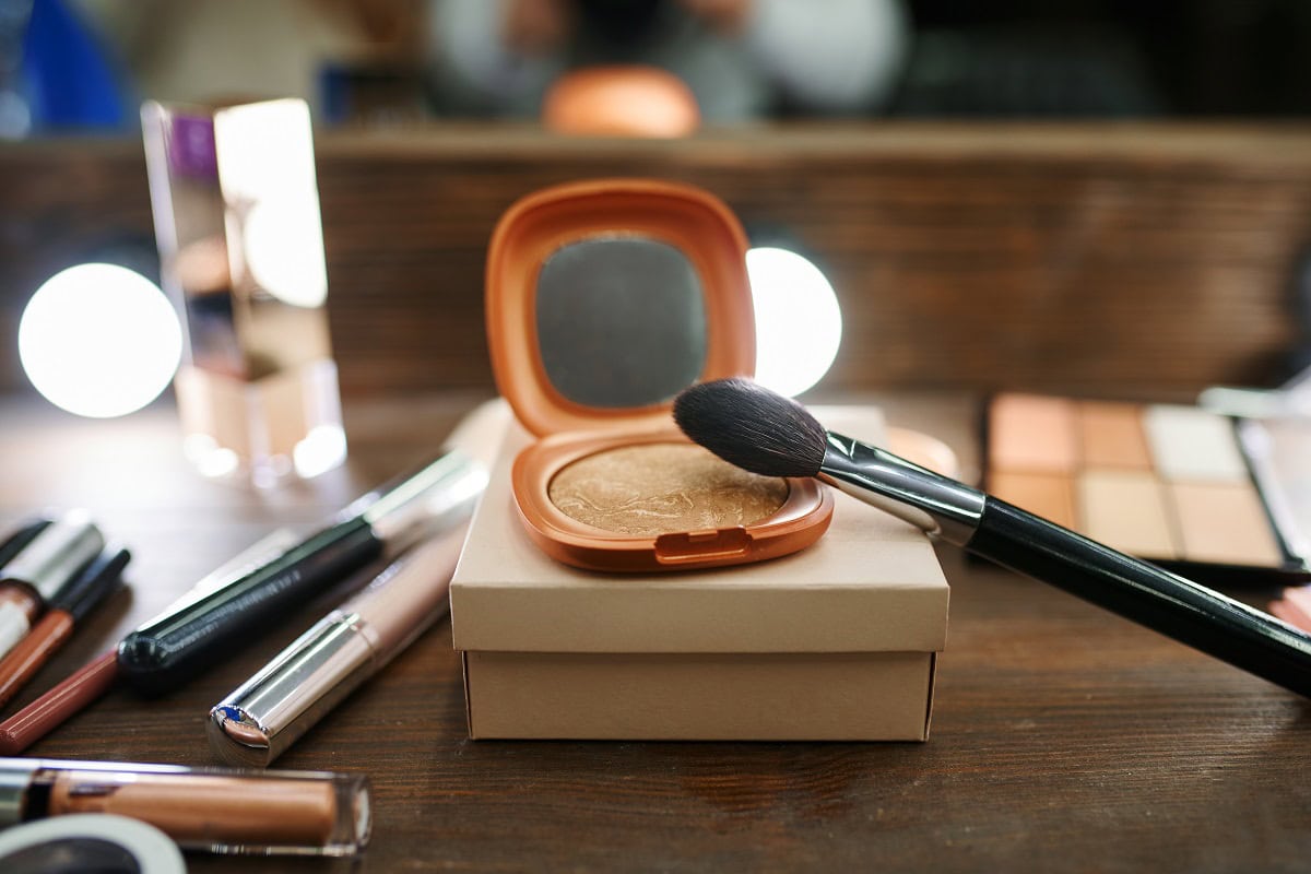 makeup cosmetic collection closeup nobody 2024 12 02 21 22 58 utc