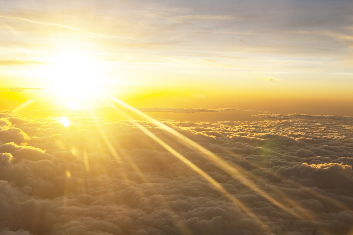 morning sun over clouds 2024 09 13 05 15 53 utc