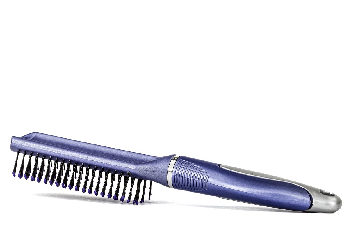 new plastic comb for hair isolated on white backg 2024 10 14 21 14 45 utc