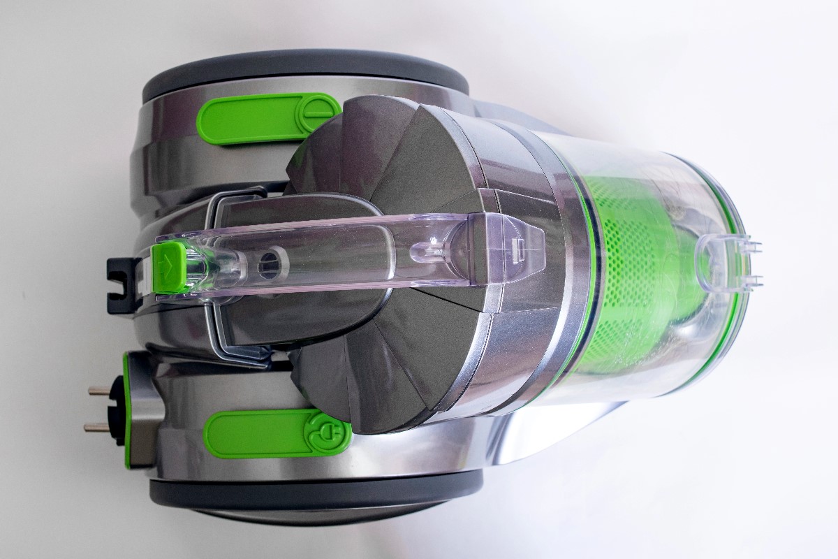 Vacuum cleaner