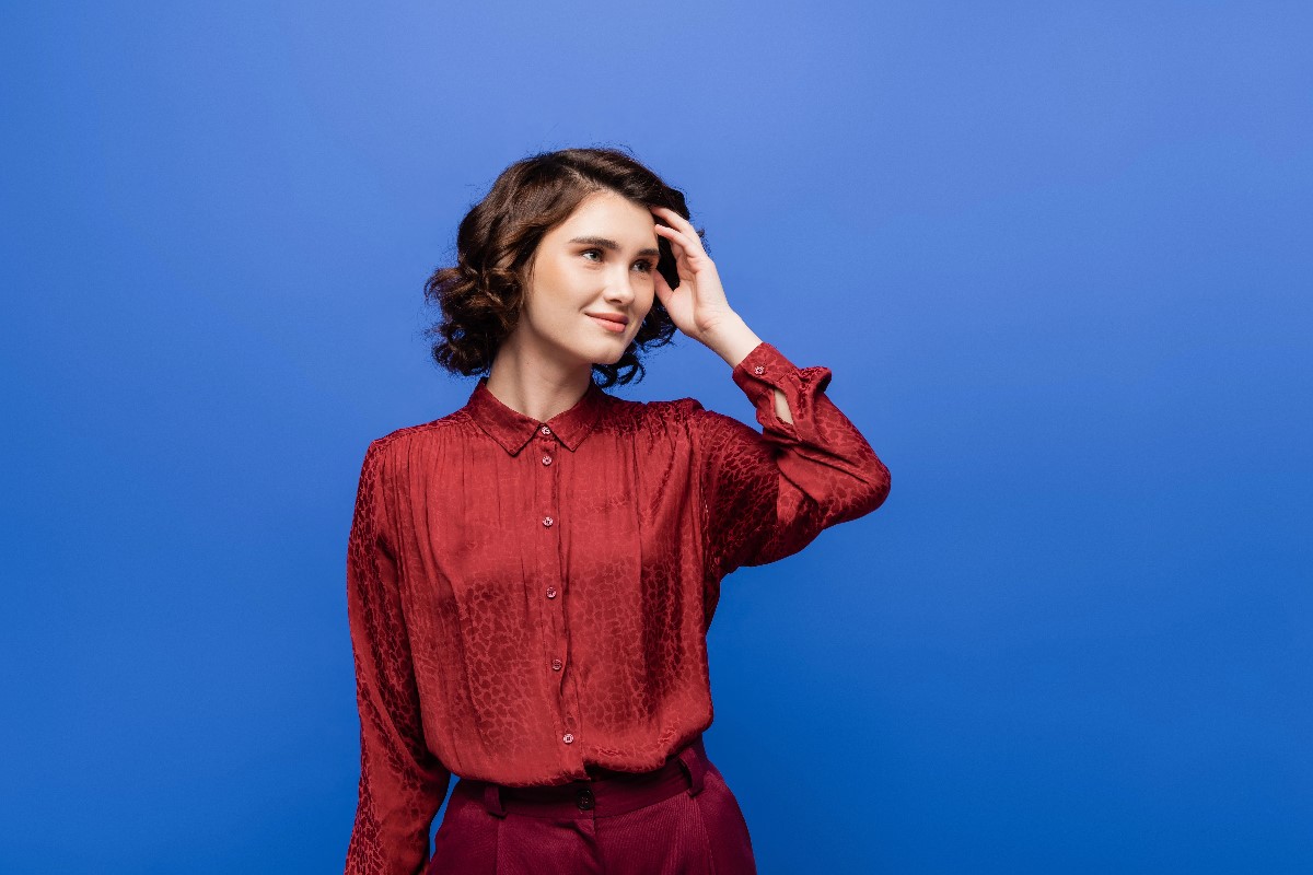 curly french bob