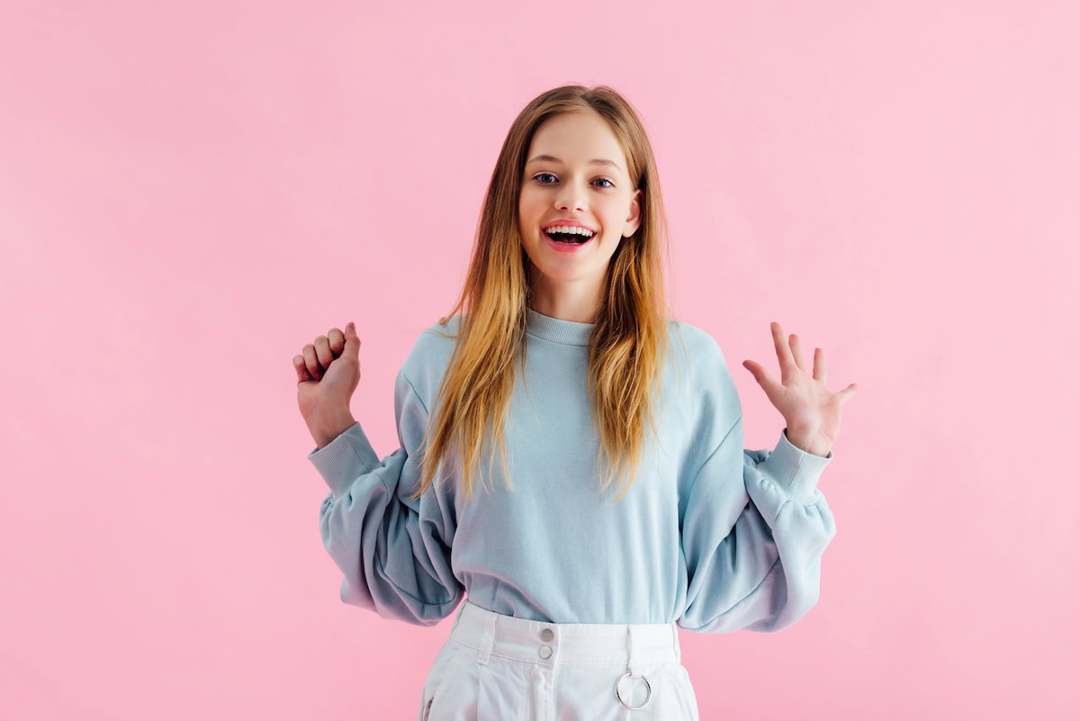 12 Budget-Friendly High School Outfits That Look Designer