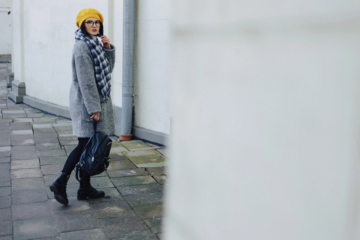 what to wear with flare leggings