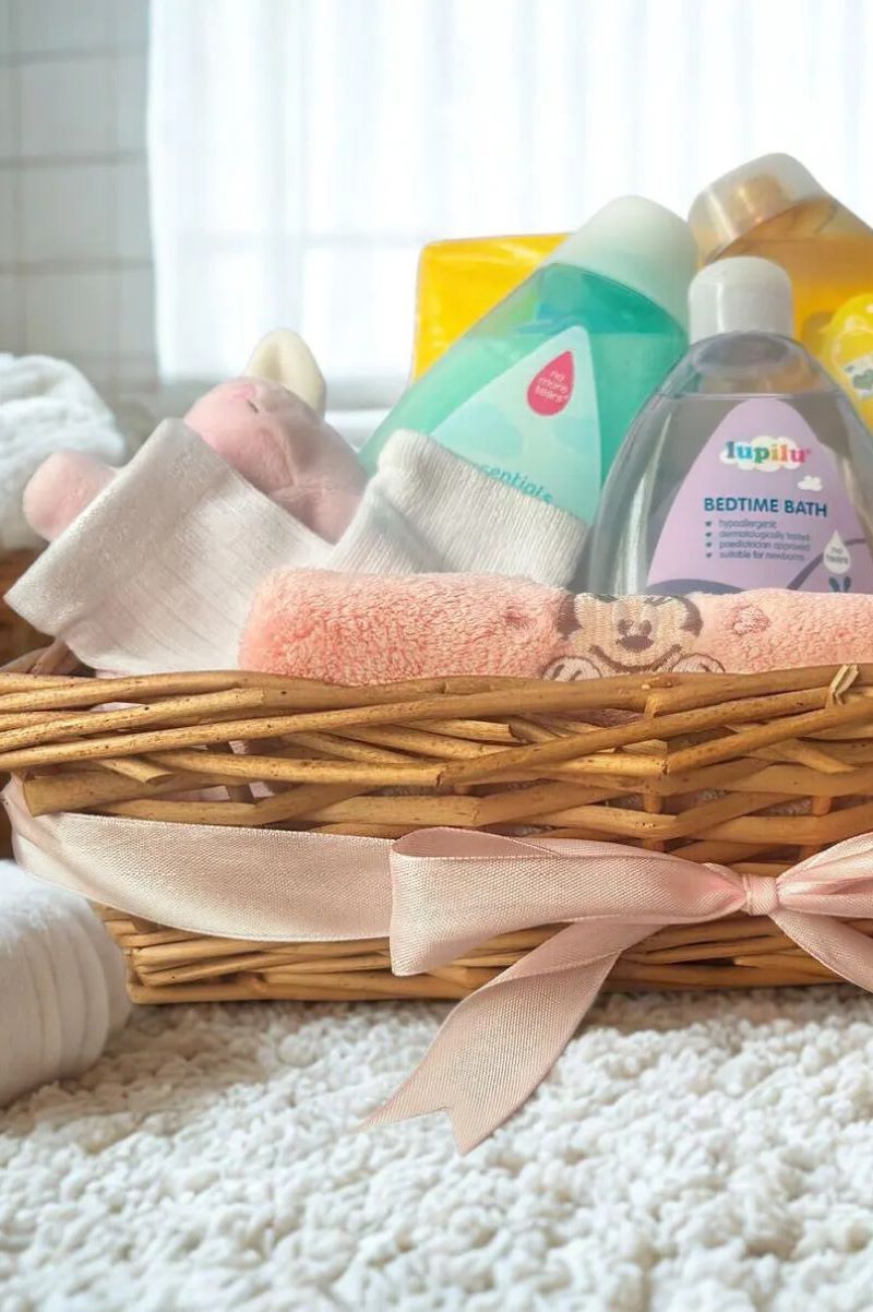 17 Baby Shower Gift Ideas That Stand Out From The Crowd - La Passion Voutee