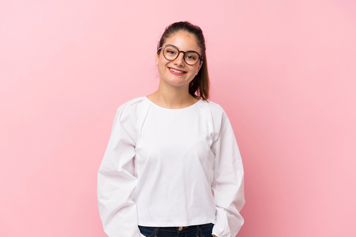 what to wear with flared jeans