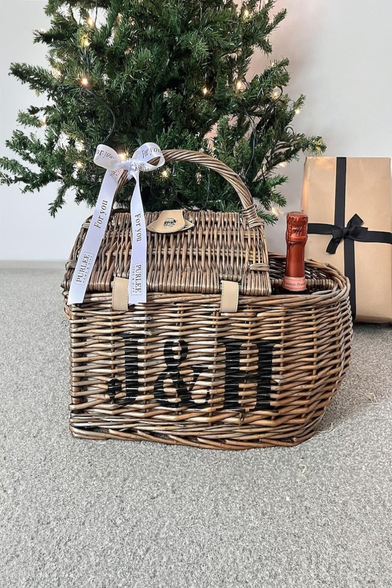 Luxury Picnic Basket with Blanket and Wine Holders