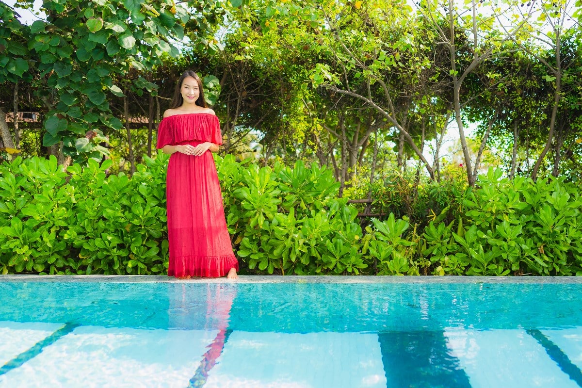 what to wear to graduation guest