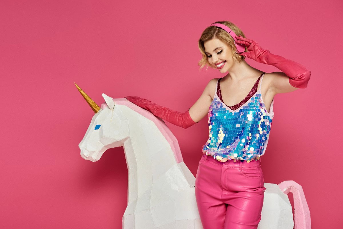what to wear to a concert at night
